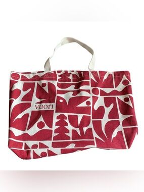 Vuori Holiday 25  Graphic Canvas Tote NWT